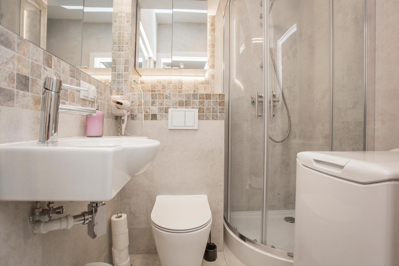 ביאליסטוק Urban Jungle Apartment In The Heart Of The City מראה חיצוני תמונה
